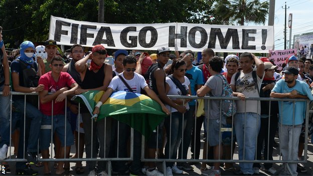 Mondiale 2014: perché i brasiliani protestano