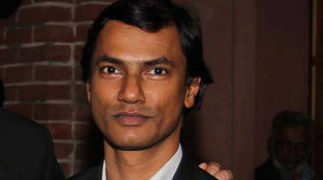 L'omicidio di Xulhaz Mannan, fondatore del primo ed unico magazine LGBT e gli attacchi a blogger e attivisti bangladesi da parte di terroristi e governo.