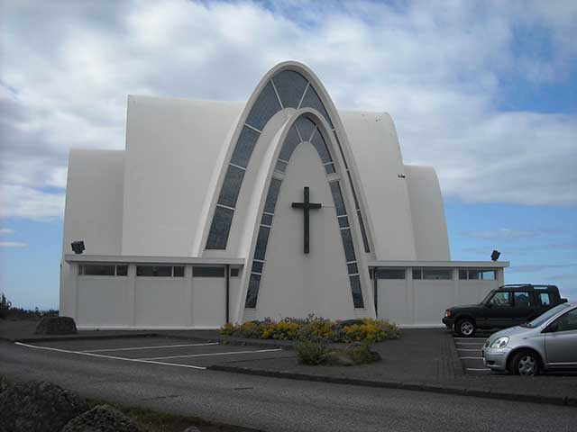 Reykjavik chiesa Mc. Donalds